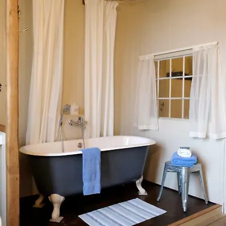 Le Couvent De Neuviale Bed & Breakfast Parisot (Tarn-et-Garonne)