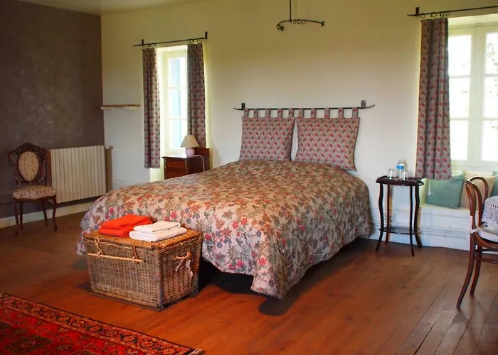 Le Couvent De Neuviale Bed & Breakfast 3*