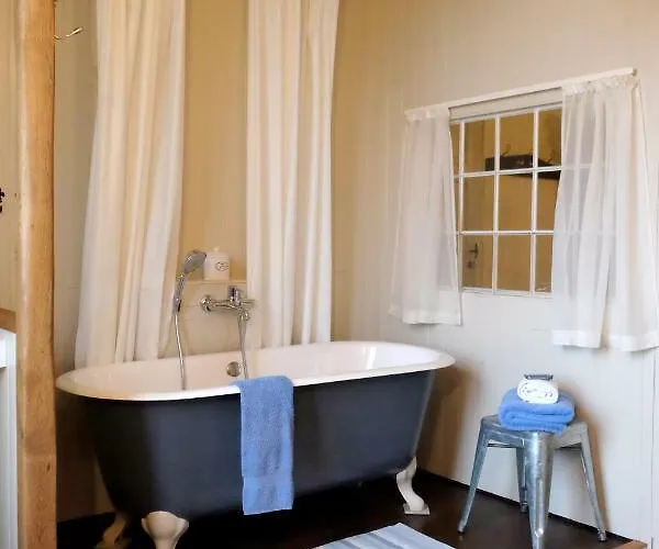 Le Couvent De Neuviale Bed & Breakfast Parisot (Tarn-et-Garonne)