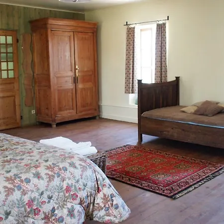 ベッド・アンド・ブレックファスト Le Couvent De Neuviale 3*