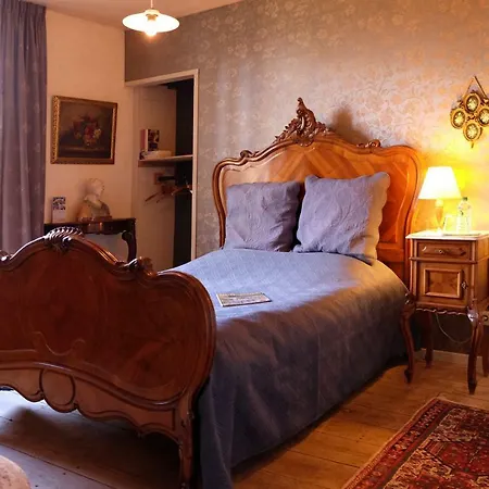 ベッド・アンド・ブレックファスト Le Couvent De Neuviale