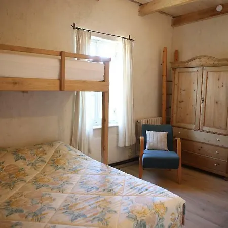 ベッド・アンド・ブレックファスト Le Couvent De Neuviale